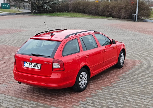 Skoda Octavia cena 21000 przebieg: 320000, rok produkcji 2010 z Poznań małe 121